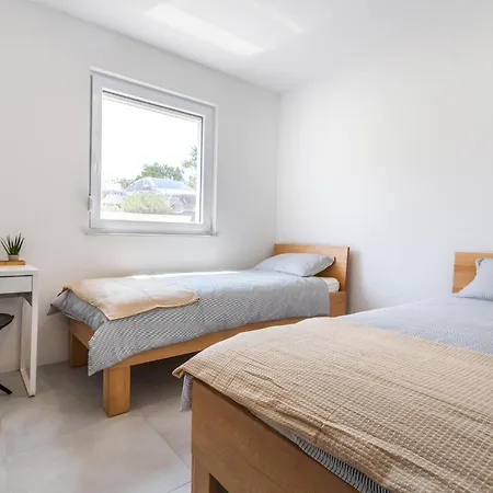 Prázdninový dům Apartma Petra *