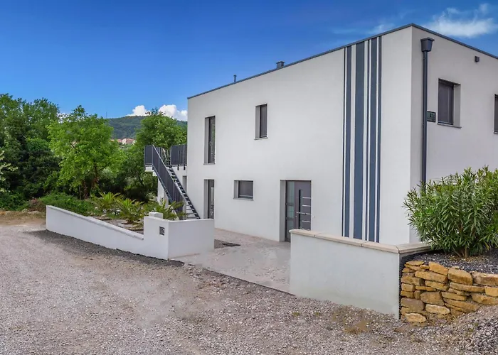 Ferienhaus Apartma Petra Dekani